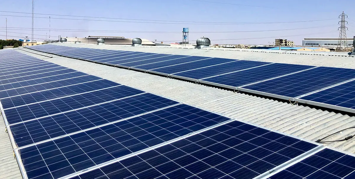 افتتاح بزرگ‌ترین نیروگاه خورشیدی سقفی تهران